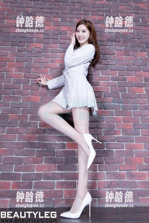Beautyleg-Chu Beautyleg - 在Chu的高清图册里,温柔是个幽灵,悄悄地飘过