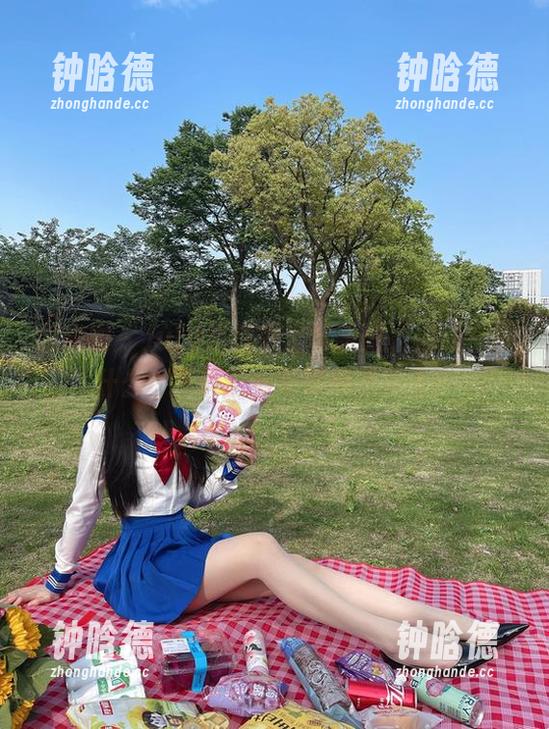 July芝岚 微密圈 - July芝岚穿上水手服,你还在等什么?下载这组写真集就对了!