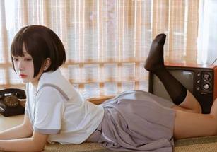 一打开网盘，喵糖映画的体操白袜合集就让我忍不住想悄悄收藏！