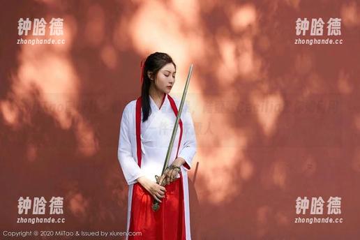 MiiTao蜜桃社-陆萱萱Cecilia MiiTao蜜桃社 - 最新毛衣写真集,陆萱萱Cecilia教你如何用一件毛衣撩人