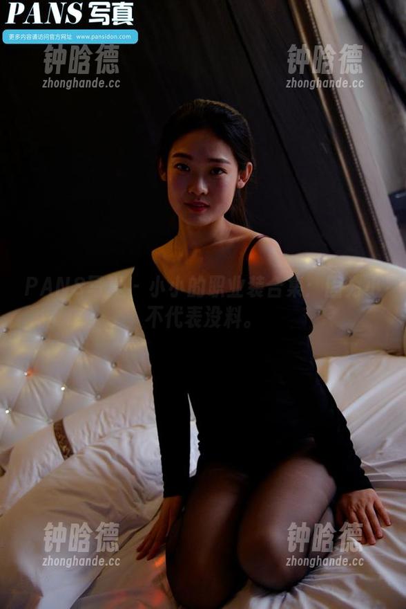 PANS写真-小小 PANS写真 - 小小的职业装合集:因为小不代表没料。