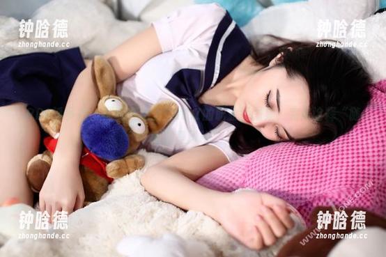 PDL潘多拉-W.Z PDL潘多拉 - 福利在这里!W.Z的职业装图集,完美诠释“随意亦是风格”。