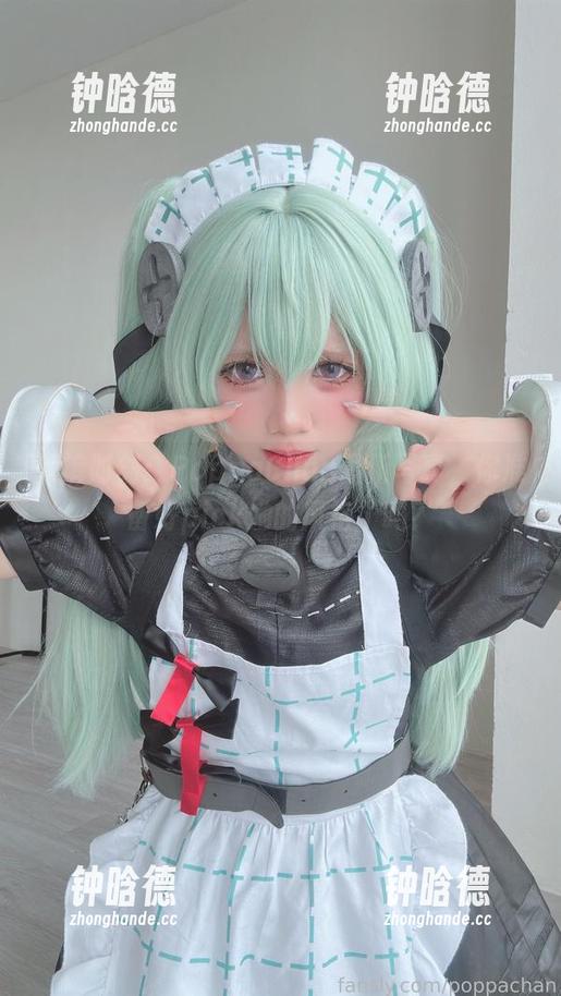 短裤时刻：PoppaChan最新写真，你准备好pick她的风格了吗？