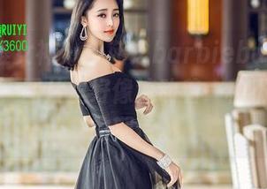 TGOD推女神 – 岑苑之barbiebaby的护士合集，图片里好像流动着一种不为人知的期待。