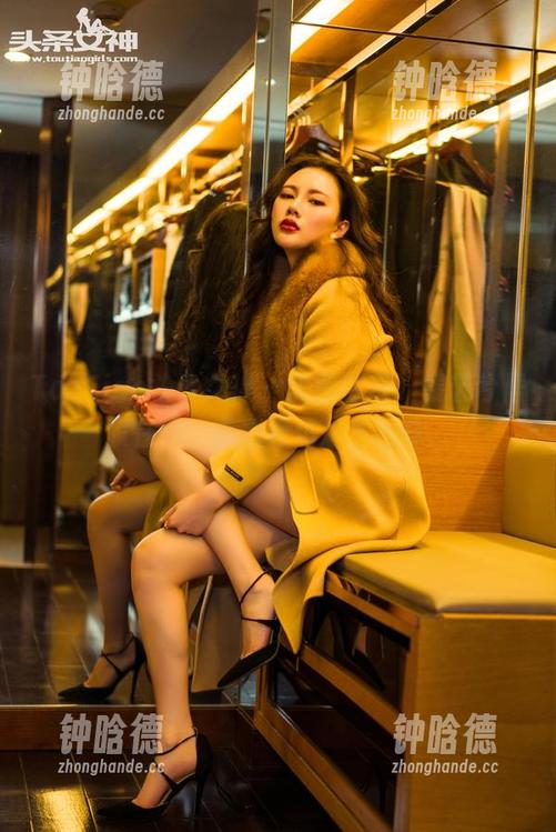 TouTiao头条女神-秦若兮 TouTiao头条女神 - 美图监测,秦若兮居家在线,真想模仿这些趣味。