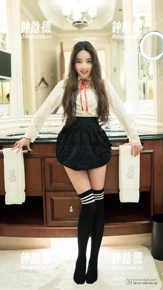 TuiGirl推女郎-林萌萌 TuiGirl推女郎 - 白色写真——让林萌萌的形象在不言中别有一番风味