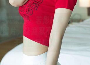 UGirls尤果网 – 若彤BOOMBOOM的全套礼服图片，让我忍不住在心里默念，今天谁的风格又来了？