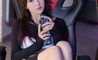 Xiuren秀人网 – M梦baby的一点小调皮：精选里的学妹和原图的对话！