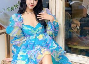 Xiuren秀人网 – 私人泳装写真的唐宁宁，真的是想成为那条从水里冒出来的咸鱼！