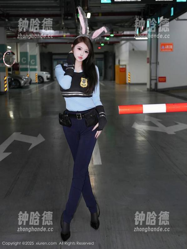 Xiuren秀人网-瑶瑶baby Xiuren秀人网 - 干啥都一样好的瑶瑶baby——无圣光下的剧情,让我体会到“丰富”两字的真谛!