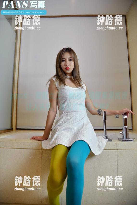 pans-默默 pans - 默默女王:她的私拍图集果然没让人失望,难道真的是这样?