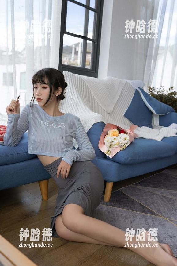 不呆猫 先来不呆猫的图库分享一波,温柔风连衣裙的绝妙观感!