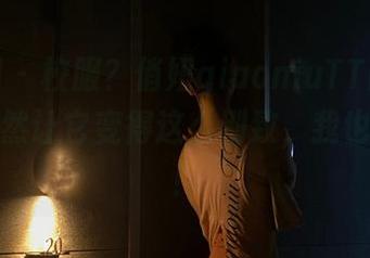 微密圈 – 校服？俏妞qiaoniuTT的私房作品竟然让它变得这么别致，我也是服了！