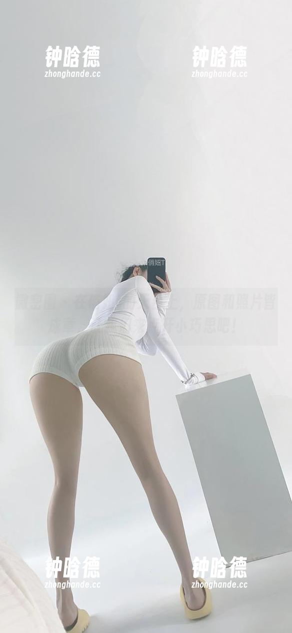 俏妞t 微密圈 - 在俏妞t的天台上,原图和照片皆成章,让我们来点开小巧思吧!