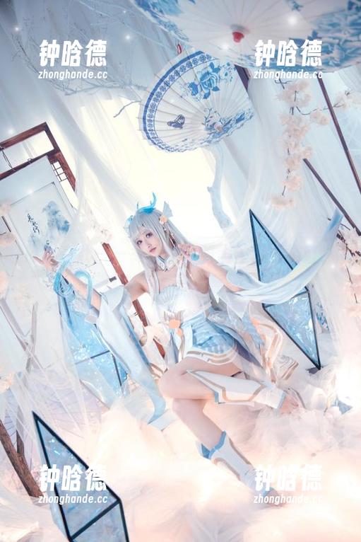 冬马路纱 原图在此——冬马路纱的黑丝碰撞浴缸,这个画面有点意思。