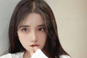 微密圈 – 古阿扎的夏天，原图要不要那么好看？免费的也让人有点小期待。