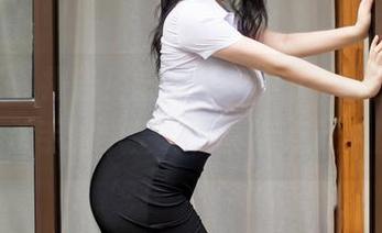微密圈 – 报告！最新写真来了，居然是好H好女杀手的学生装，真有点让人困惑。