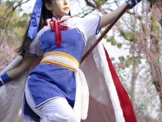 妍子坚不可摧的黑白写真：谁说只有灰色才有趣？