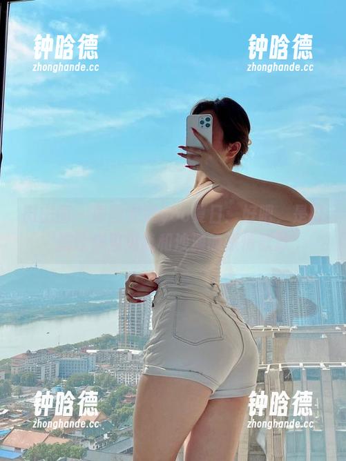安妮yoo 微密圈 - 原图安妮yoo夏日:好吧,是时候让你见见我和沙滩的深情款款