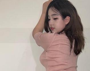 微密圈 – 小u优优子来啦胜负在此，自拍作品集+分享就是这么随意！
