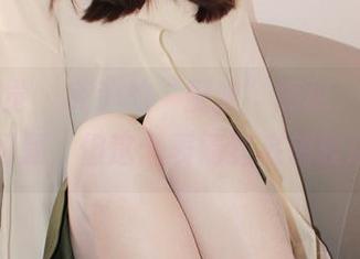 小众视觉 – 艾迪的“厨娘”原图，壁纸设计没问题，但这个表情到底想表达啥？