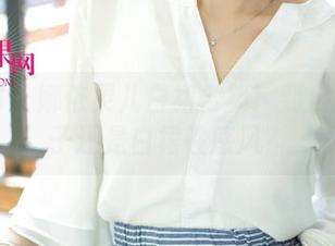 尤果网 – 娜依灵儿白裙全集！到底是白裙子还是白裙性感风？