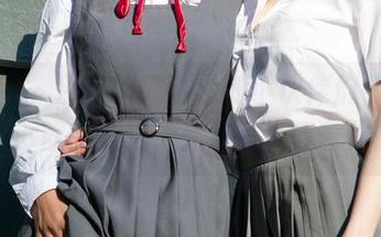 尤果网 – 还没研究清楚的小伙伴们，这里有小欧的美腿，免费写真等着你！