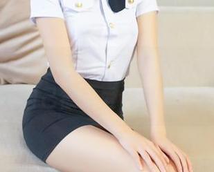 推女神 – 图包里满满是伍月yuer的俏皮，我觉得自己被可爱包围了！贼划算！