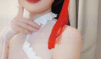 在高雄的街头，木之本果的高清作品一不小心就撩动了心弦