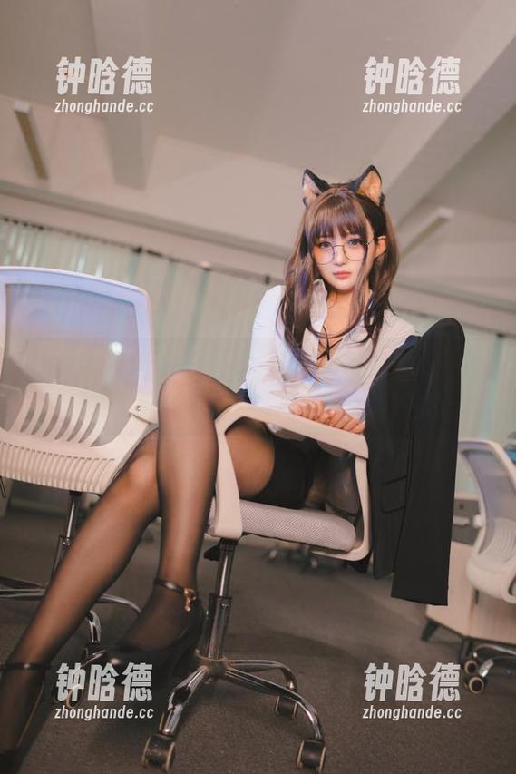 桜井宁宁 桜井宁宁高清写真集,长腿虽然吸引,但我真的好想知道鞋子是什么牌子的!
