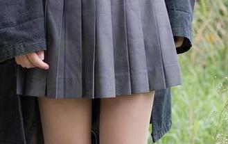 森萝财团的“不守规矩”JK白丝户外图集，来点儿无圣光的调皮吧