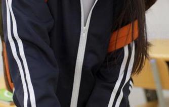 模范学院 – 不只是看，小奶瓶呜呜无圣光白丝合集还要配一杯奶茶，哈哈哈。