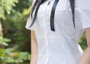 模范学院 – 美七mia旅拍照片不仅美，偶尔也有点‘迷糊’的姿态，全集来了真不错。