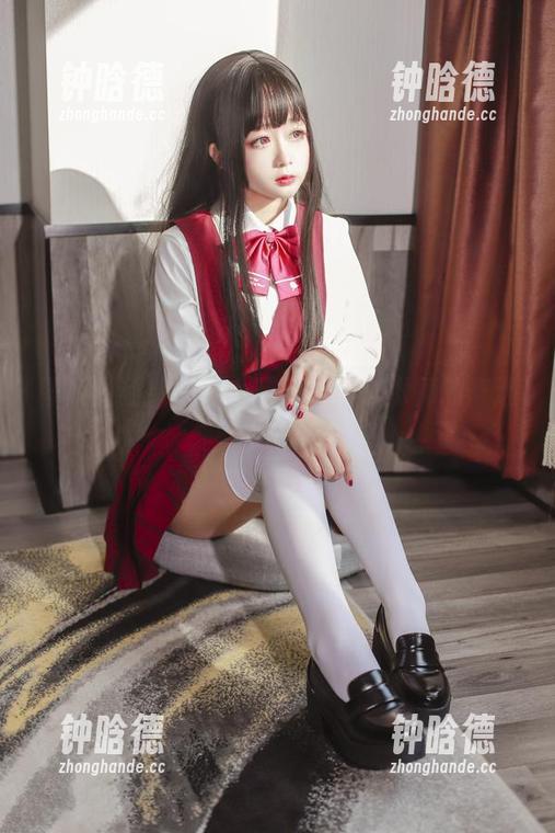 樱井小莜 图集见证!樱井小莜与柴郡魔术师的奇遇分享