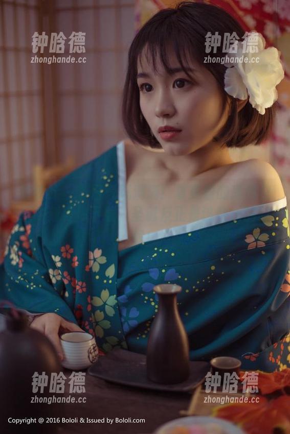 波萝社-夏美酱 波萝社 - 节日气氛满满!夏美酱的高清快乐时刻等你下载,圣诞反正是该快乐的时候!