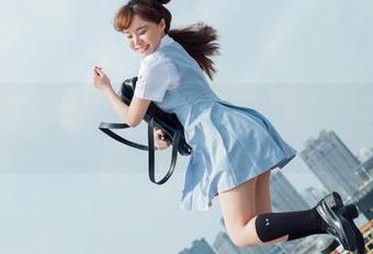 波萝社 – 一张无圣光的扑克牌，柳侑绮Sevenbaby的日记，居然让我出局了