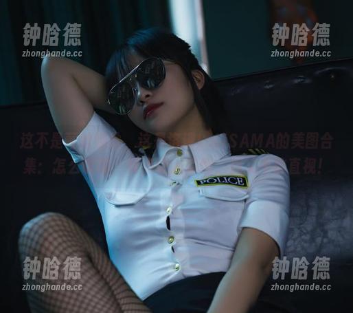 洛璃LoLiSAMA 这不是蕾丝婚纱,这是洛璃LoLiSAMA的美图合集:怎么说呢,有点让人呆愣,但又不敢直视!