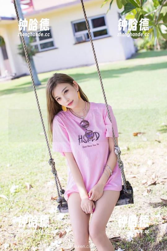 爱蜜社 - Nono酱的皮衣写真集，快来下载，心里默默在想：还有没有其他单品？