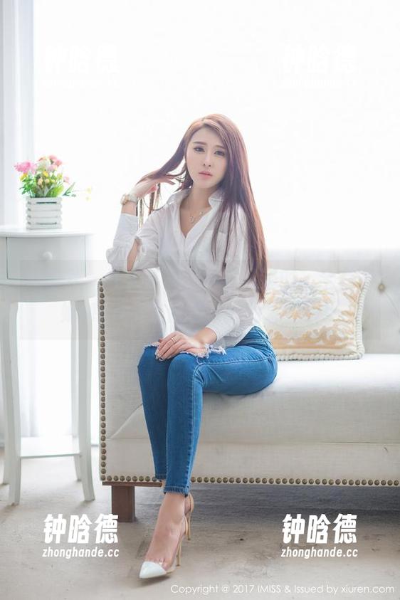 爱蜜社-闵妮Mily 爱蜜社 - 让人禁不住多看几遍的,全套闵妮Mily女友图包,只为那一瞬!