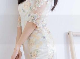 物恋传媒 – 观看嘉木的御姐合集，感觉每张都是一点不同的气息。