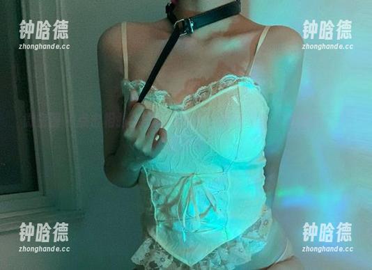 相扑猫 微密圈 - 点击相扑猫的写真合集,柠檬味的翘臀蜜腿照片好讨喜啊!