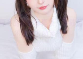 神楽坂真冬的内衣写真集，下载后怎么也不想放下的冲动！