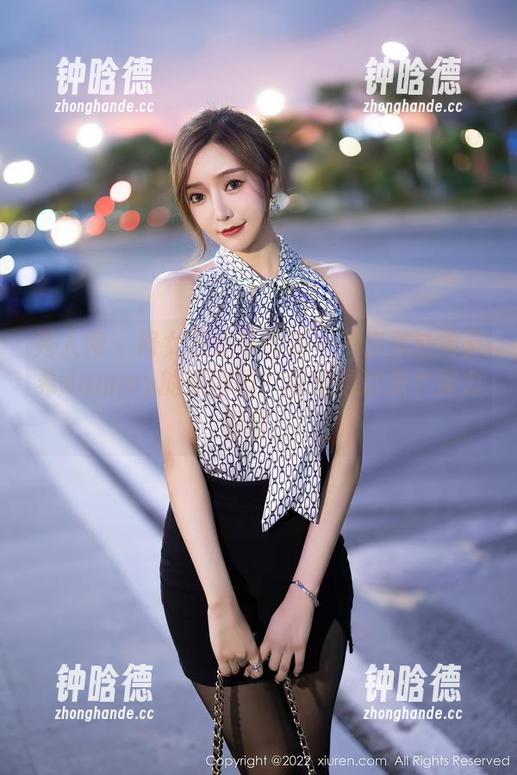 秀人网 - 修女在线申请表——你见过周于希dummy的美图吗？我觉得这是个潜力股呀。
