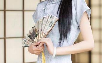 秀人网 – 小沫琳的婚纱图片，一看就知道那个男的没得救了。