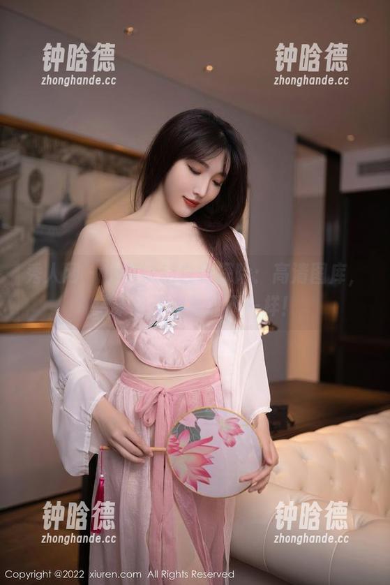 秀人网-小蛮妖 秀人网 - 小蛮妖的白色探险:高清图库,结果和你想象的不一样!