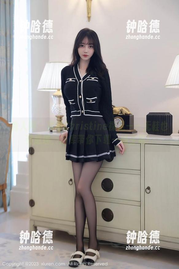 秀人网 - 黄可Christine裸足——无鞋也有道理，图库带你下载一线生机！