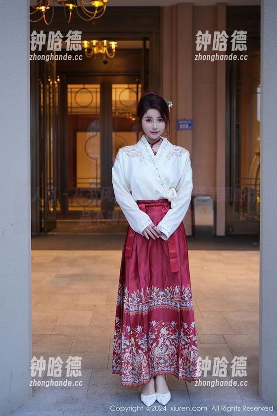 秀人网-龙泽美曦 秀人网 - 秘书风格新定义,龙泽美曦的作品不知道能看多少遍