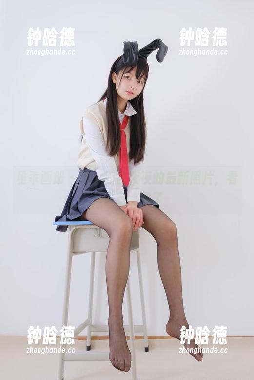 稚乖画册-赤西夜夜 稚乖画册 - 哟,赤西夜夜的最新照片,看样子有点露了