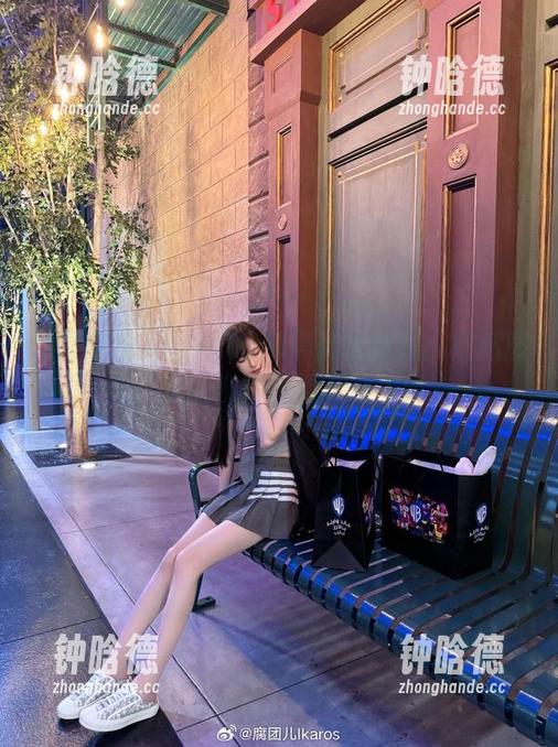 胖胖腐团儿Ikaros的黑贞德舞蹈：最新图库，谁还没看过撩人动作呢？