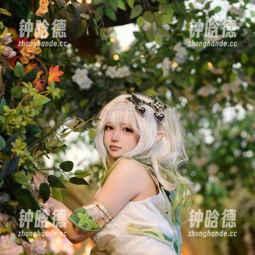 莱可Raika 们还在修女吗?莱可Raika的私拍合集送你一程